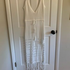 White knit crochet tassel beach coverup size small